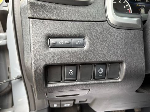 Used 2024 Nissan Murano SV w/ SV Midnight Edition Package AWD/4WD image 21