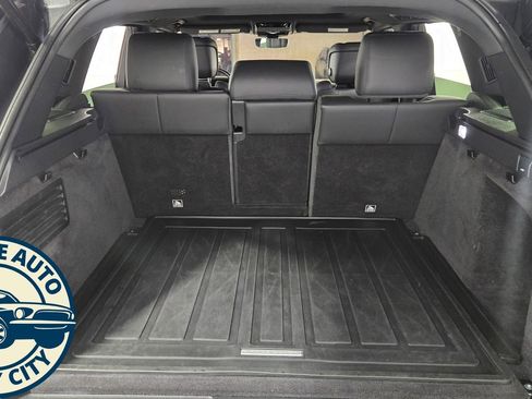 Used 2019 Land Rover Range Rover Sport HSE image 37