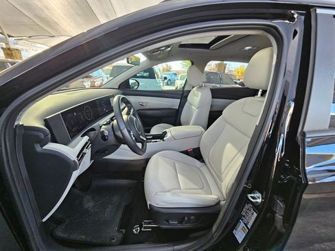 Certified 2025 Hyundai Tucson SEL image 19