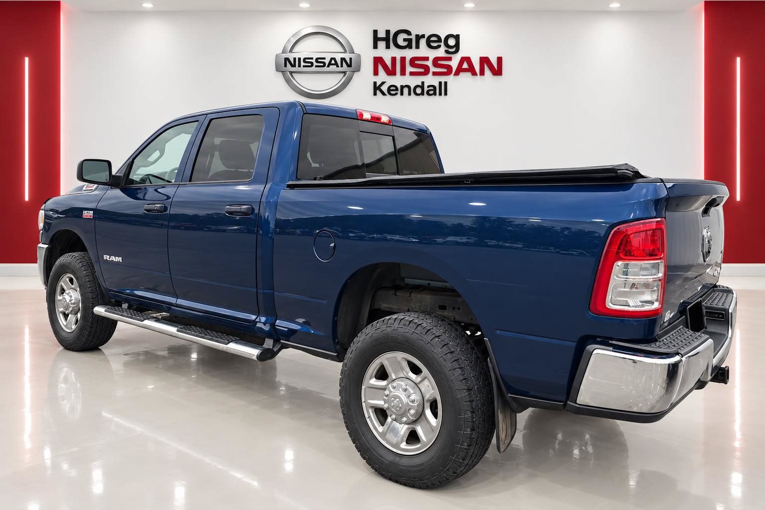 Used 2020 RAM 2500 Tradesman AWD/4WD image 2