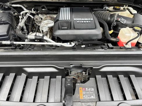 Used 2020 GMC Sierra 1500 Elevation w/ Elevation Value Package AWD/4WD image 10