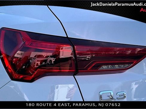 Used 2024 Audi Q3 2.0T Premium Plus image 22