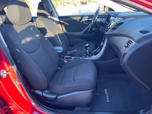 Used 2016 Hyundai Elantra Sport image 23