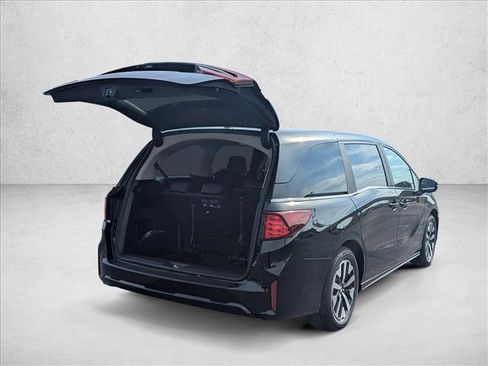 New 2026 Honda Odyssey EX-L image 2