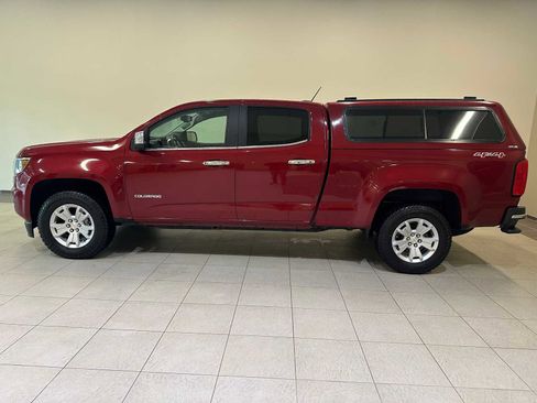 Used 2019 Chevrolet Colorado LT w/ Luxury Package, Chrome AWD/4WD image 3