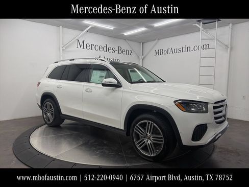 Used 2026 Mercedes-Benz GLS 450 4MATIC image 1