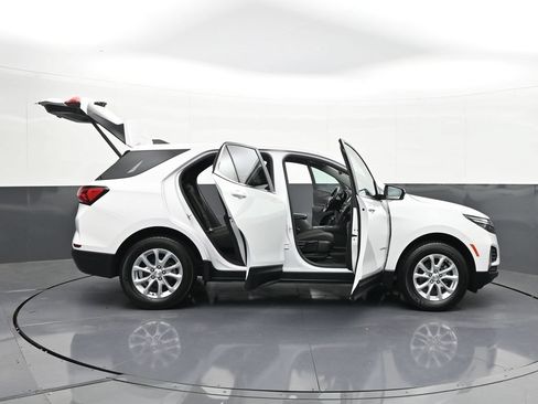 Certified 2024 Chevrolet Equinox LT AWD/4WD image 39