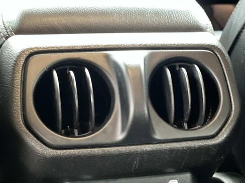 Used 2019 Jeep Wrangler Unlimited Sahara w/ Cold Weather Group image 19