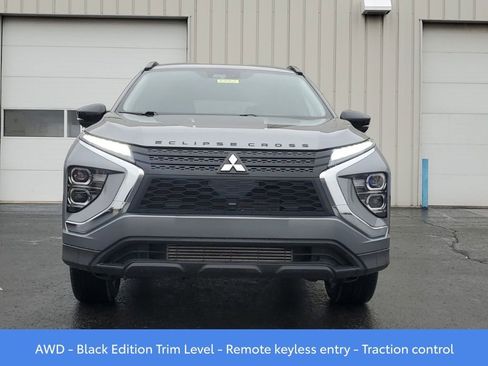 Used 2024 Mitsubishi Eclipse Cross Black Edition image 2