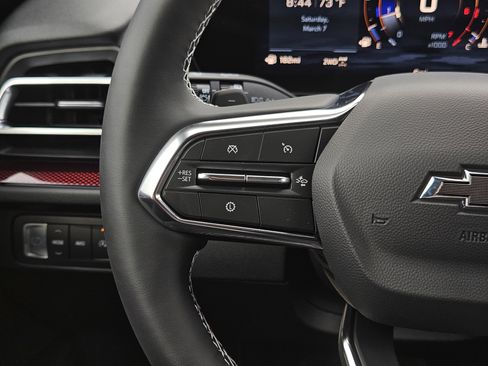 New 2026 Chevrolet Traverse Z71 w/ Driver Confidence Package image 14