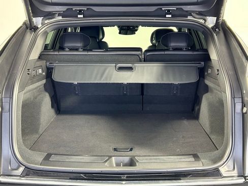 Used 2023 Cadillac Lyriq AWD image 14