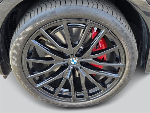 Used 2023 BMW X6 xDrive40i w/ Executive Package image 8