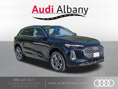 New 2025 Audi Q5 Premium Plus image 1