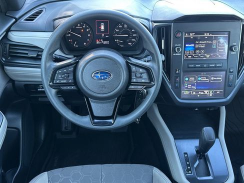 Used 2025 Subaru Forester Base image 14