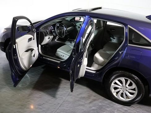 Used 2016 Acura RDX AWD w/ Technology Package image 5