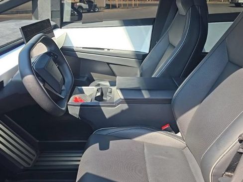 Used 2024 Tesla Cybertruck Cyberbeast AWD/4WD image 5