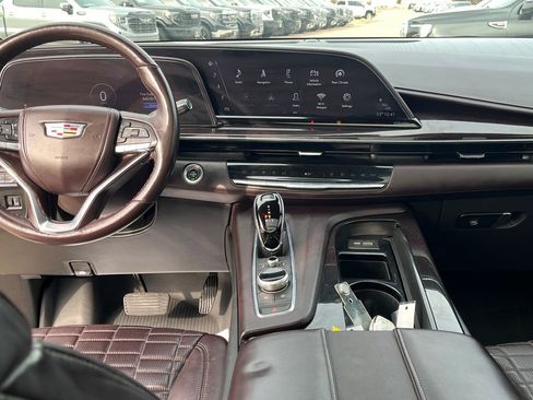 Used 2021 Cadillac Escalade ESV Sport Platinum w/ LPO, ONYX Package image 22