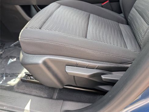 Used 2025 Chevrolet Equinox LT FWD image 20