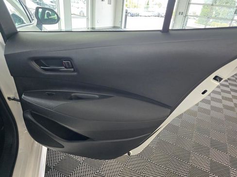 Used 2023 Toyota Corolla LE FWD image 38