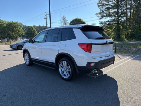 Used 2025 Honda Passport EX-L image 7