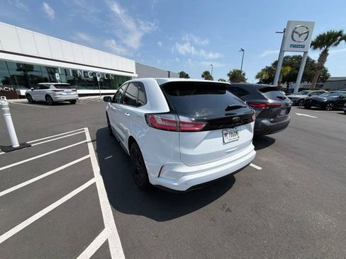 Used 2024 Ford Edge SE w/ Black Appearance Package AWD/4WD image 5