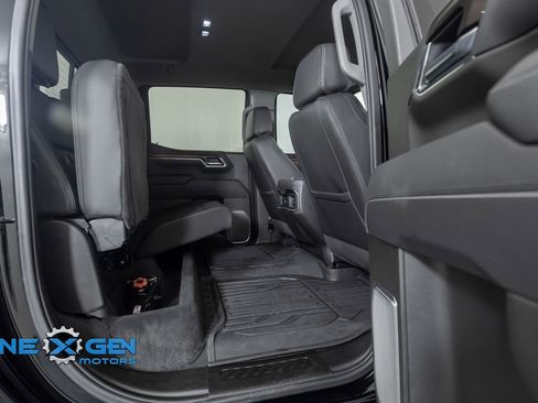 Used 2025 GMC Sierra 1500 Denali w/ Technology Package image 38