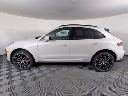 New 2026 Porsche Macan S image 2