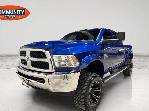 Used 2016 RAM 2500 Tradesman w/ Chrome Appearance Group AWD/4WD image 11
