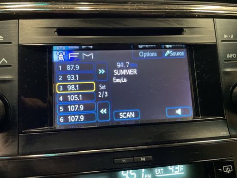 Used 2014 Toyota Avalon XLE image 24