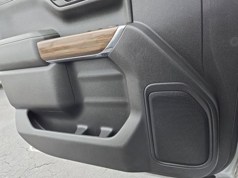 Used 2020 Chevrolet Silverado 1500 LT w/ All-Star Edition image 12