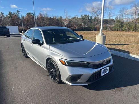 Used 2023 Honda Civic Sport image 8