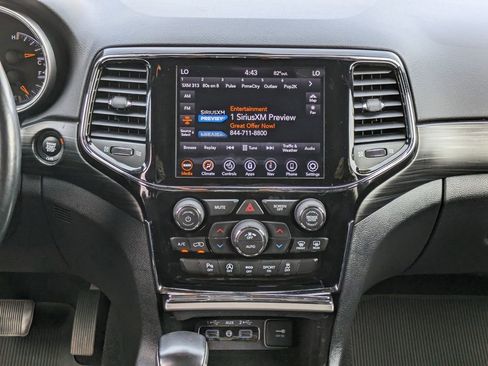 Used 2020 Jeep Grand Cherokee Laredo w/ Quick Order Package 2BN North AWD/4WD image 18