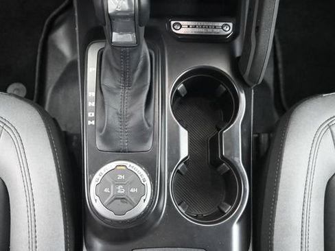 Used 2024 Ford Bronco Big Bend AWD/4WD image 18