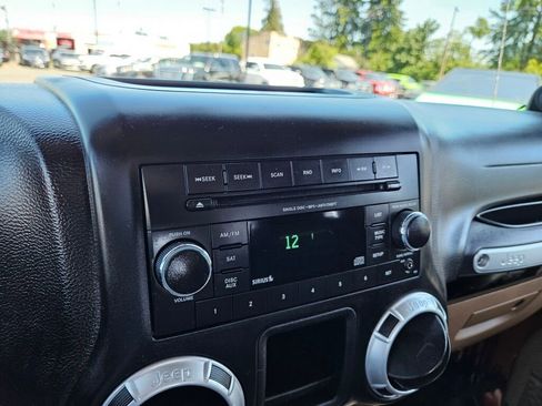 Used 2014 Jeep Wrangler Rubicon image 21