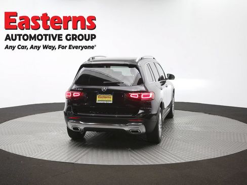 Used 2021 Mercedes-Benz GLB 250 4MATIC w/ Premium Package image 65