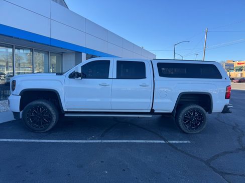 Used 2016 GMC Sierra 2500 4x4 Crew Cab w/ Sierra Convenience Package image 2