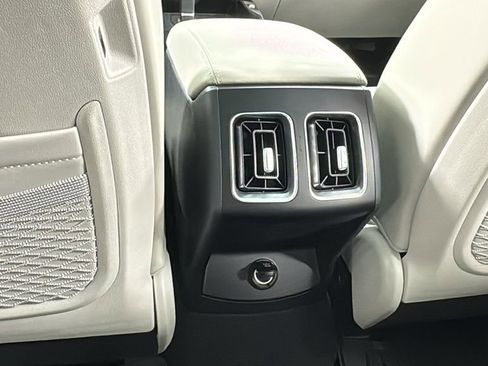 New 2025 Kia Sorento EX w/ Panoramic Sunroof Package image 39