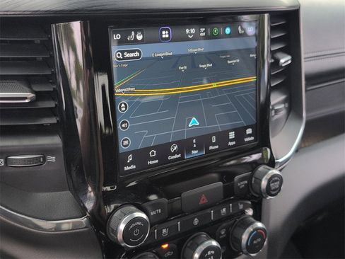 Used 2024 RAM 1500 Laramie image 21