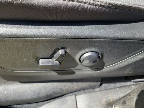 Used 2025 RAM 1500 Big Horn RWD image 13