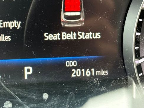 Used 2023 Toyota Highlander XLE image 21