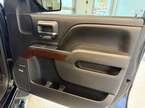 Used 2017 GMC Sierra 1500 SLT AWD/4WD image 45