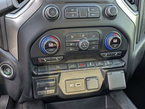 Used 2021 Chevrolet Silverado 2500 LT w/ Texas Edition AWD/4WD image 8