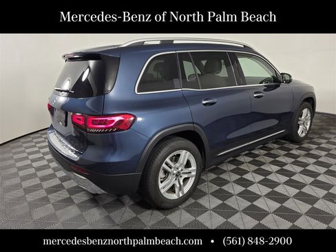 Used 2023 Mercedes-Benz GLB 250 image 6