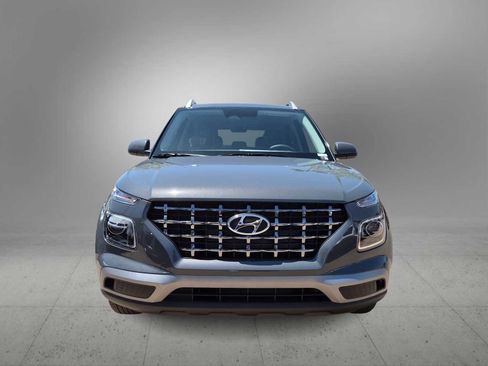 New 2026 Hyundai Venue SEL FWD image 3