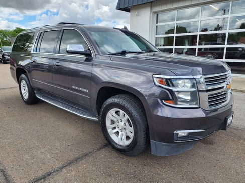 Used 2018 Chevrolet Suburban Premier AWD/4WD image 2
