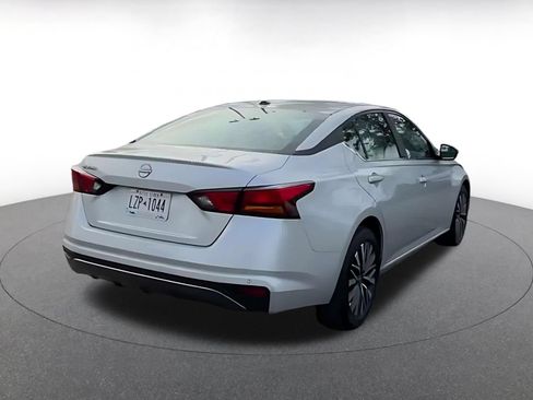Used 2026 Nissan Altima 2.5 SV FWD image 11