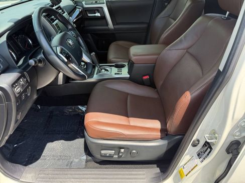 Used 2023 Toyota 4Runner Limited AWD/4WD image 10