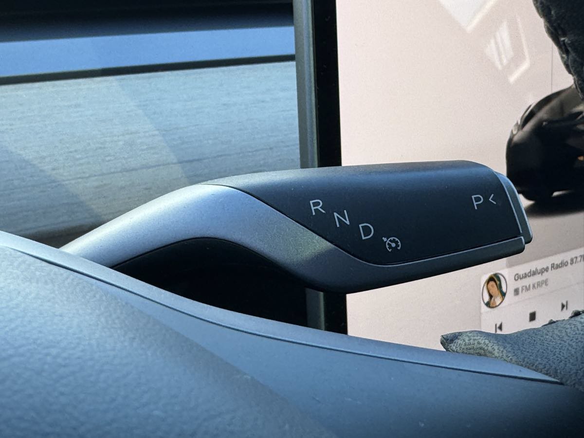Used 2023 Tesla Model 3 Standard Range RWD image 30