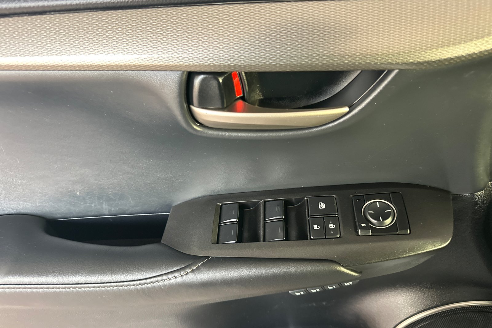 Used 2017 Lexus NX 200t F Sport w/ F Sport Premium Package FWD image 8