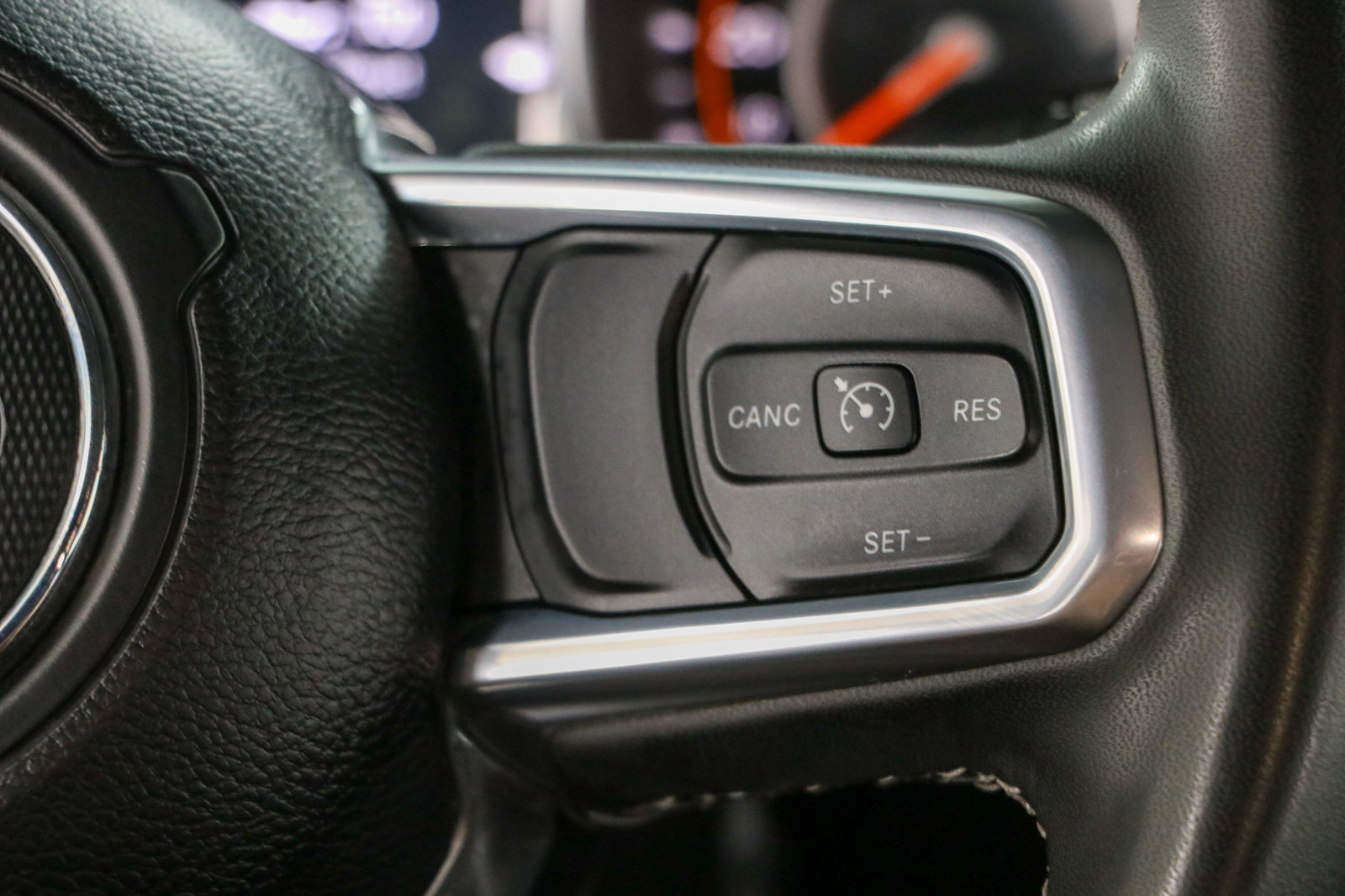 Used 2023 Jeep Gladiator Rubicon w/ LED Lighting Group AWD/4WD image 15